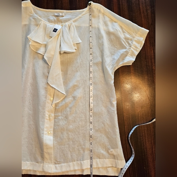 GAP White Semi Sheer Short Sleeve Button Down Ruffle Front Blouse M NWT - Picture 8 of 13